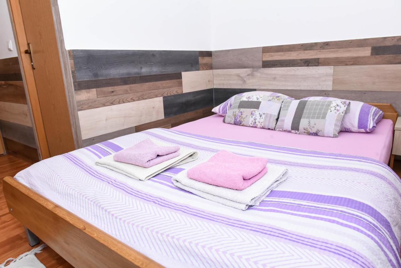 Sobe Sa Kupatilom Jajce Ngoại thất bức ảnh