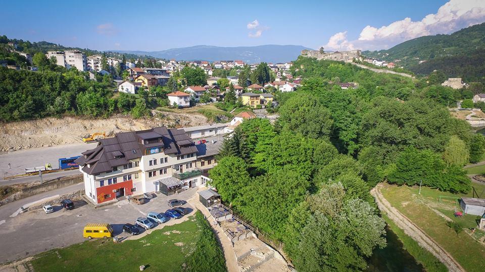 Sobe Sa Kupatilom Jajce Ngoại thất bức ảnh
