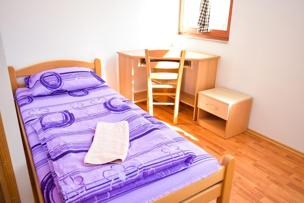 Sobe Sa Kupatilom Jajce Ngoại thất bức ảnh